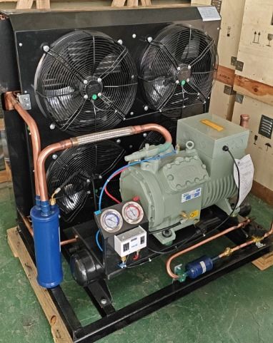 Certificato CE Unità di refrigerazione Corrispondenza 240m2 Condensatore raffreddato ad aria con quattro ventilatori 25HP Compressore a pistoni Unità di condensa Prezzo