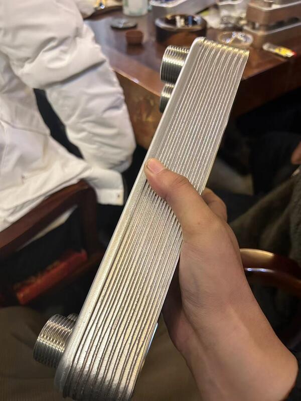 Scambiatore di calore in lamiera resistente alla corrosione in legame a fusione in acciaio inossidabile 316L per condizioni di lavoro chimiche
